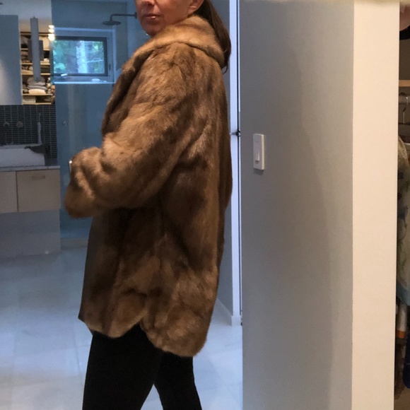 The Most Versatile Fur Coat Ever! - Picture 11 of 16